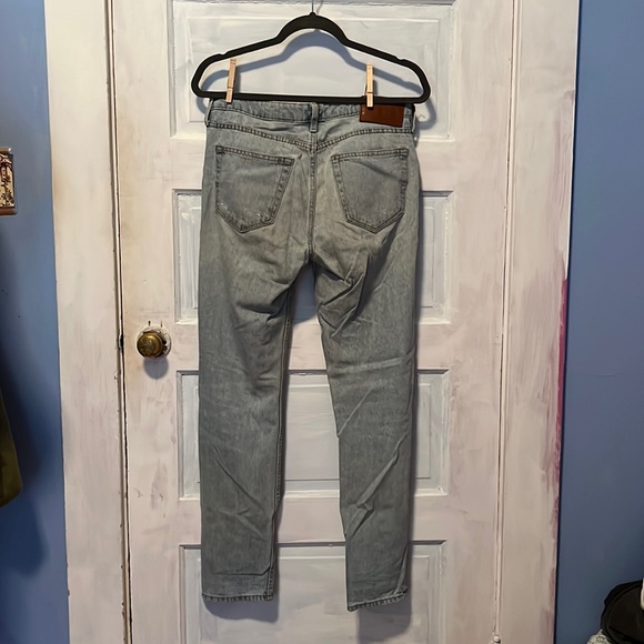 H&M Distressed boyfriend jeans - Picture 2 of 3